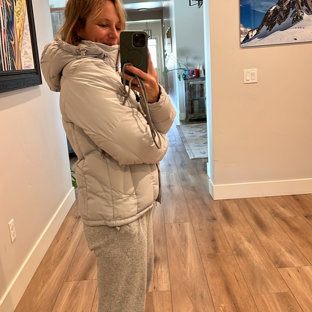 Cloudveil Down Jacket - Picture 5 of 16